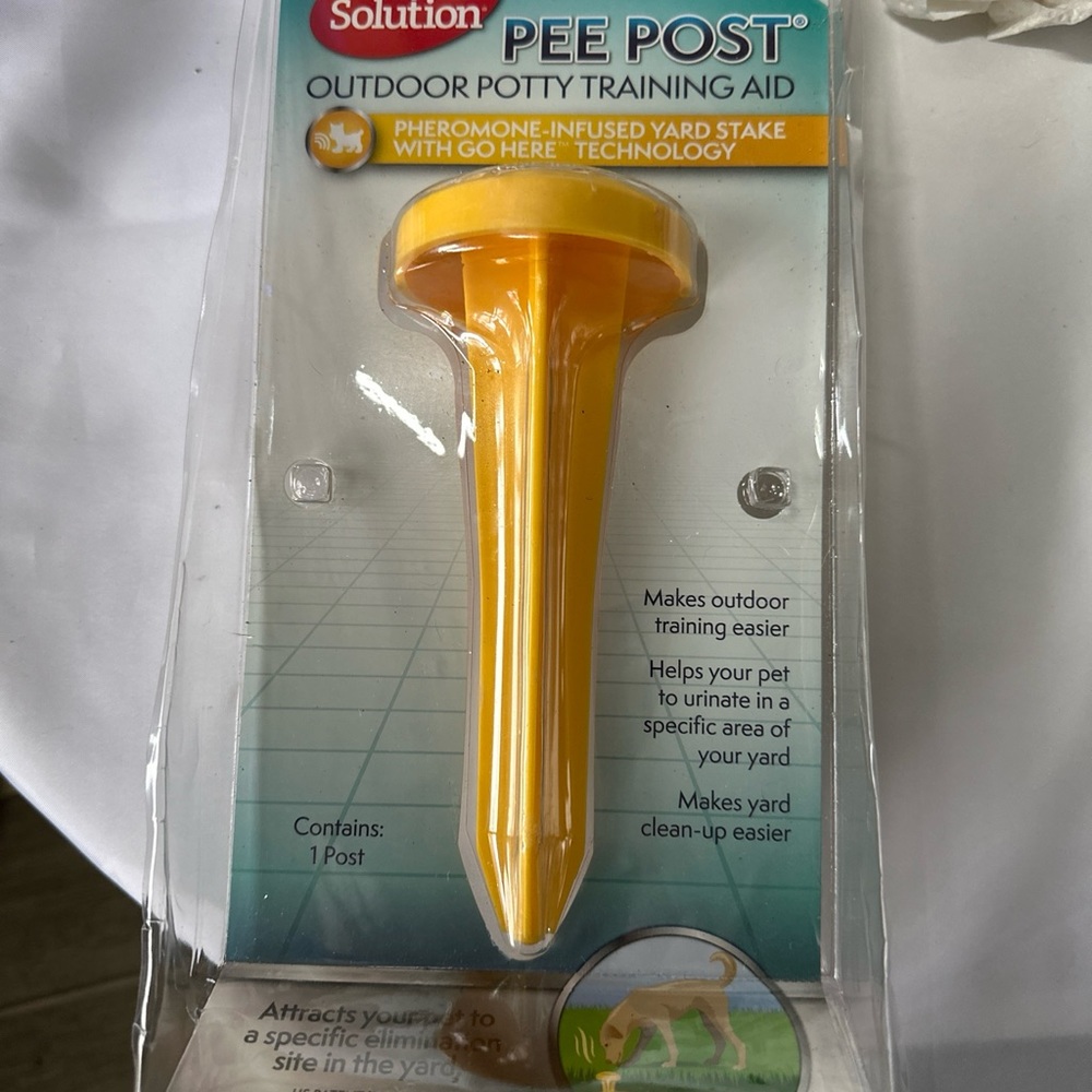 New in box simple solution pee post pet